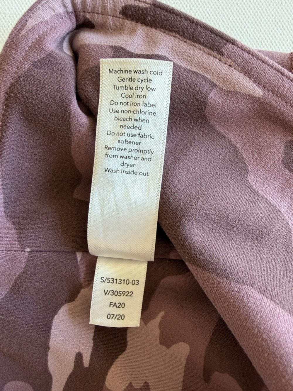 Athleta Elation 7/8 Leggings L Mauve Purple Camo High Rise Yoga Pants - Picture 5 of 11